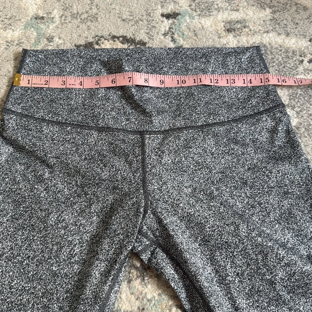 Lululemon Wunder Under Leggings - Picture 10 of 11
